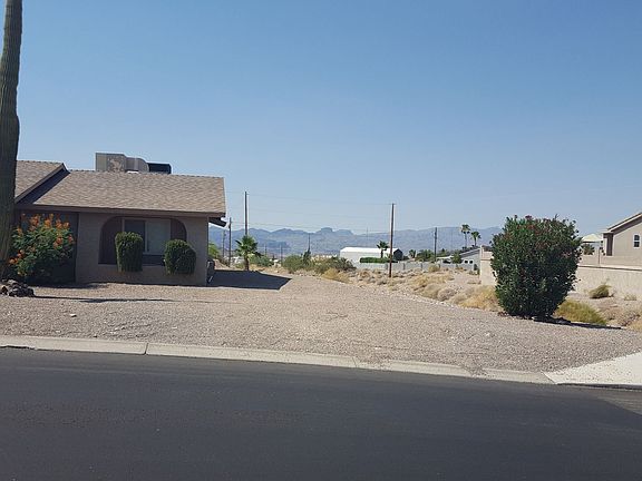 2nd image of 3726 Mission Way