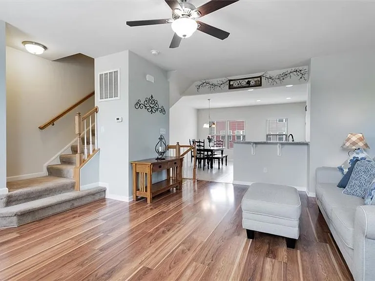 4002 Luminary Dr — Photo 19