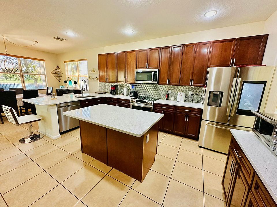 1st image of 199 Bella Vista Way