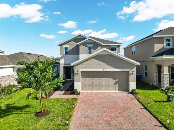 1601 Swan Swim Dr, Davenport, FL 33837