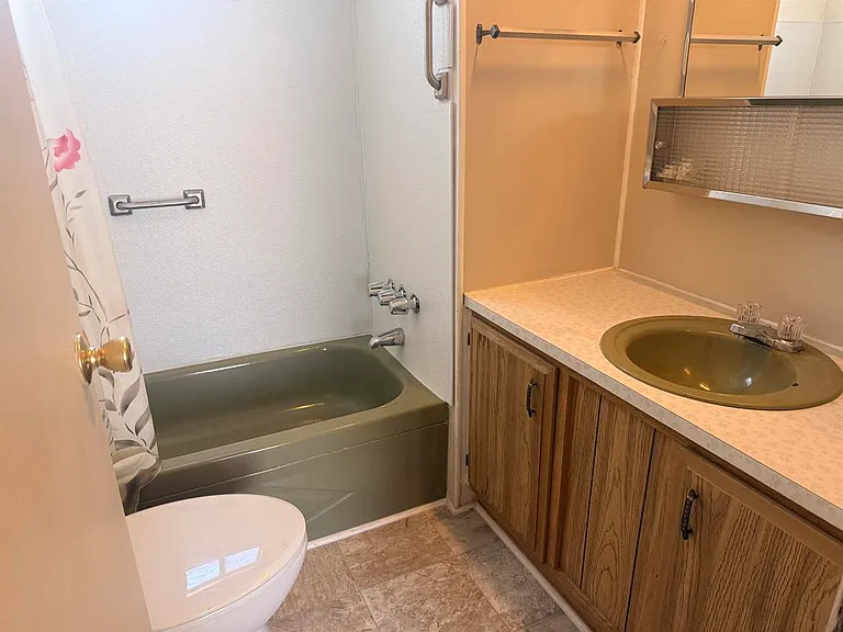 1340 W 3rd St #108 — Photo 7