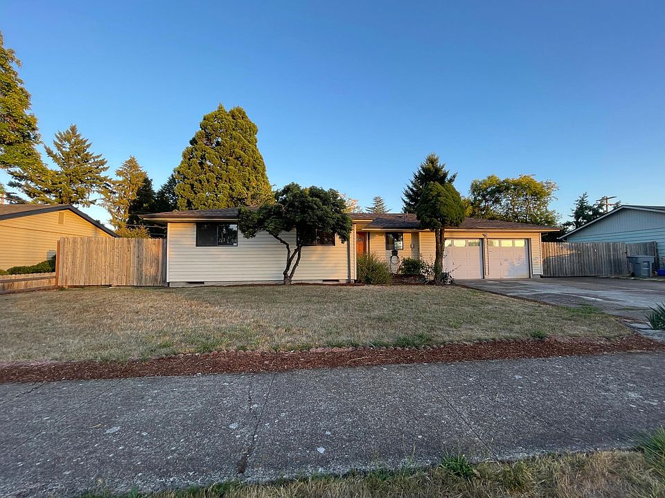1st image of 1830 NW Circle Blvd