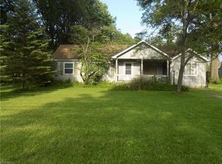 7707 Fitch Rd, Olmsted Township, OH 44138