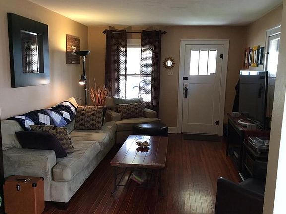 3rd image of 4920 Norwaldo Ave