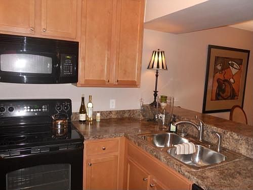 2nd image of 3002 Plaza Terrace Dr #3002