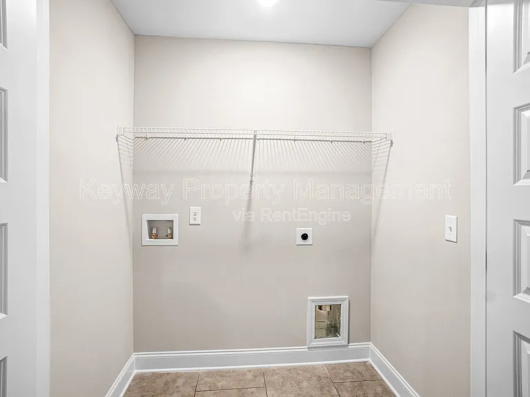 3109 Venetian Dr — Photo 10