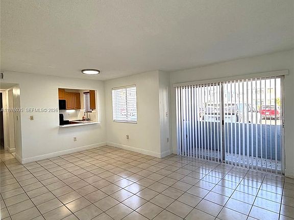 4th image of 6207 SW 131st Ct APT 101