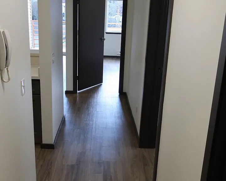 6040 Cali - Spacious 1 & 2 Units | Washer/Dryer | Private Balcony | Lots on Natural Light — Photo 34