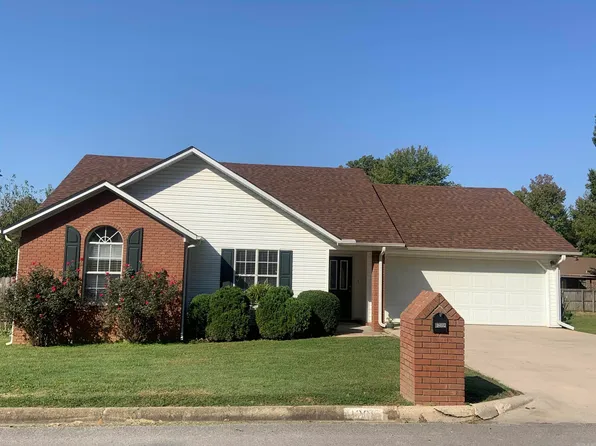1208 Amanda Ln, Paragould, AR 72450