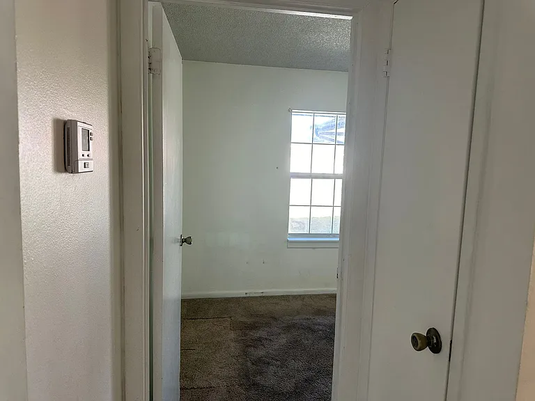 107 Reel Ct — Photo 12