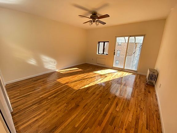 2nd image of 173 E 91st St #44E