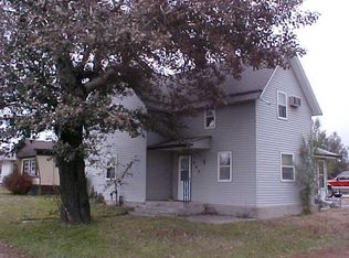 400 N Depot St, Parkston, SD 57366
