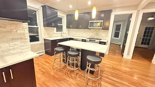 10 Dorset St #3 Photo 1