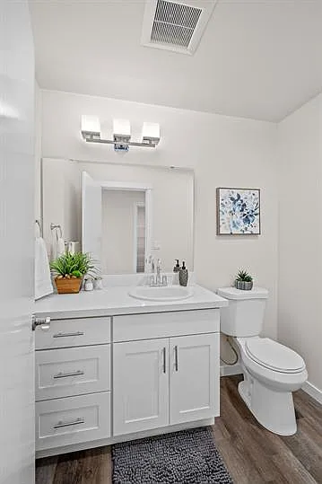 12625 NE Woodinville Dr #201 — Photo 8