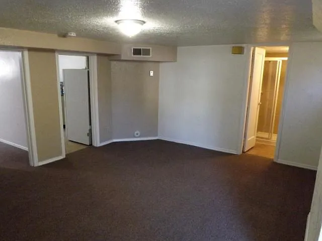 1 bed, 500 sqft, $695 — Photo 4