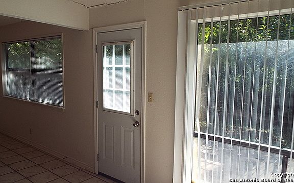 4th image of 12134 Vista Nogal St