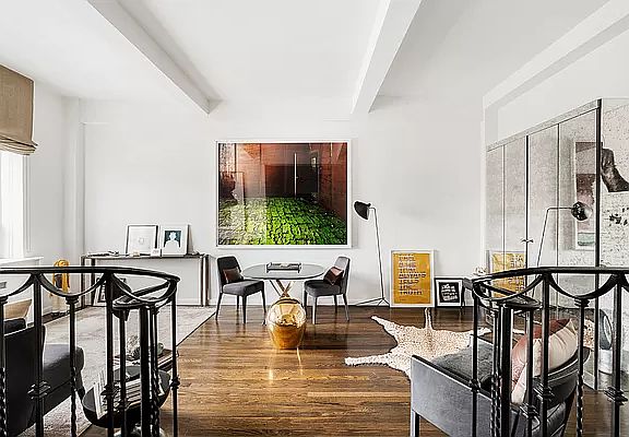3rd image of 200 W 20th St APT 1509