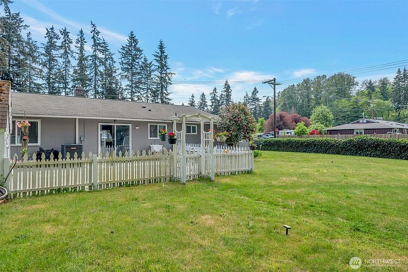 5th image of 15404 SE 304th Place