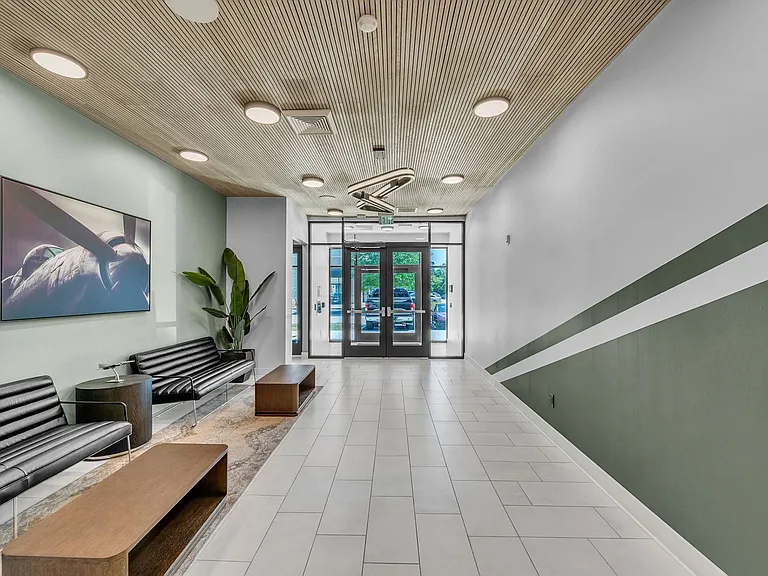 Aviator Lofts — Photo 38