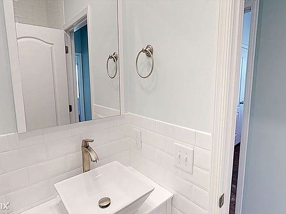 bathroom-laidlaw
