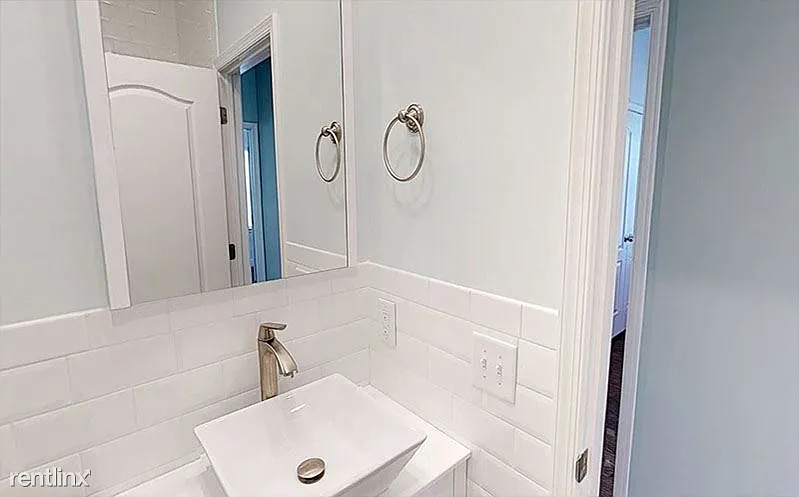 bathroom-laidlaw