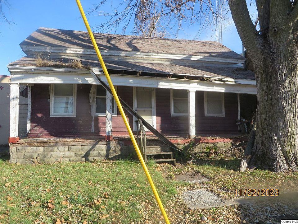 101 S Center St, Stronghurst, IL 61450 MLS 203158 Zillow