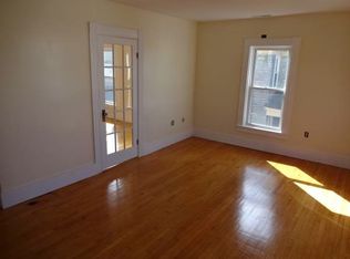 685 Maple St #2, Manchester, NH 03104