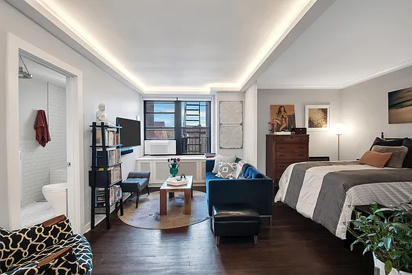 Sold by Corcoran | media 3