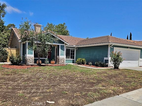 2nd image of 101 Playa Del Rey Ave