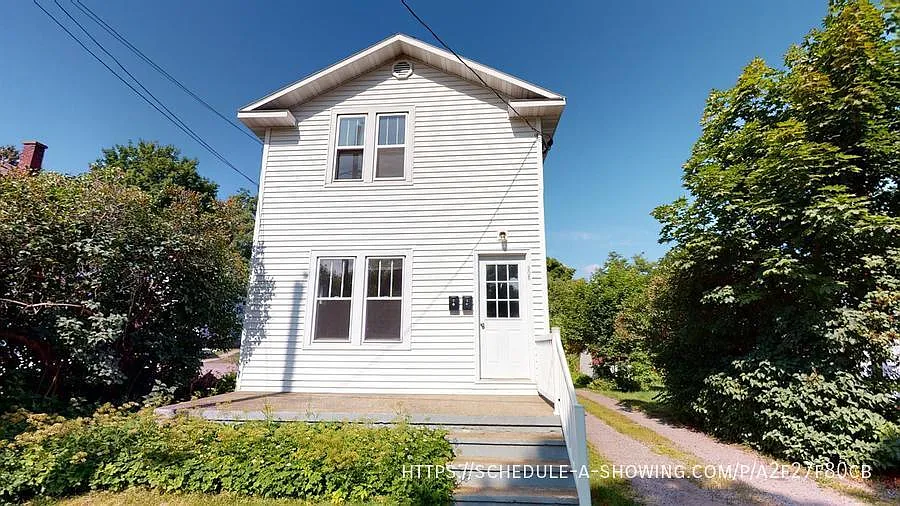 Building Photo - 905 Lee St #2