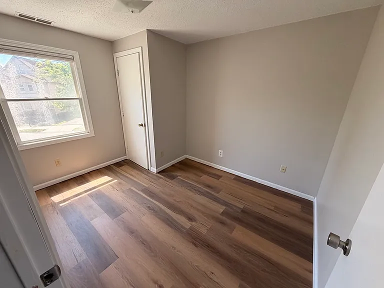 26 White St #26 — Photo 3