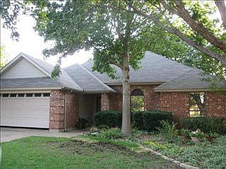 5th image of 213 Cindy St S