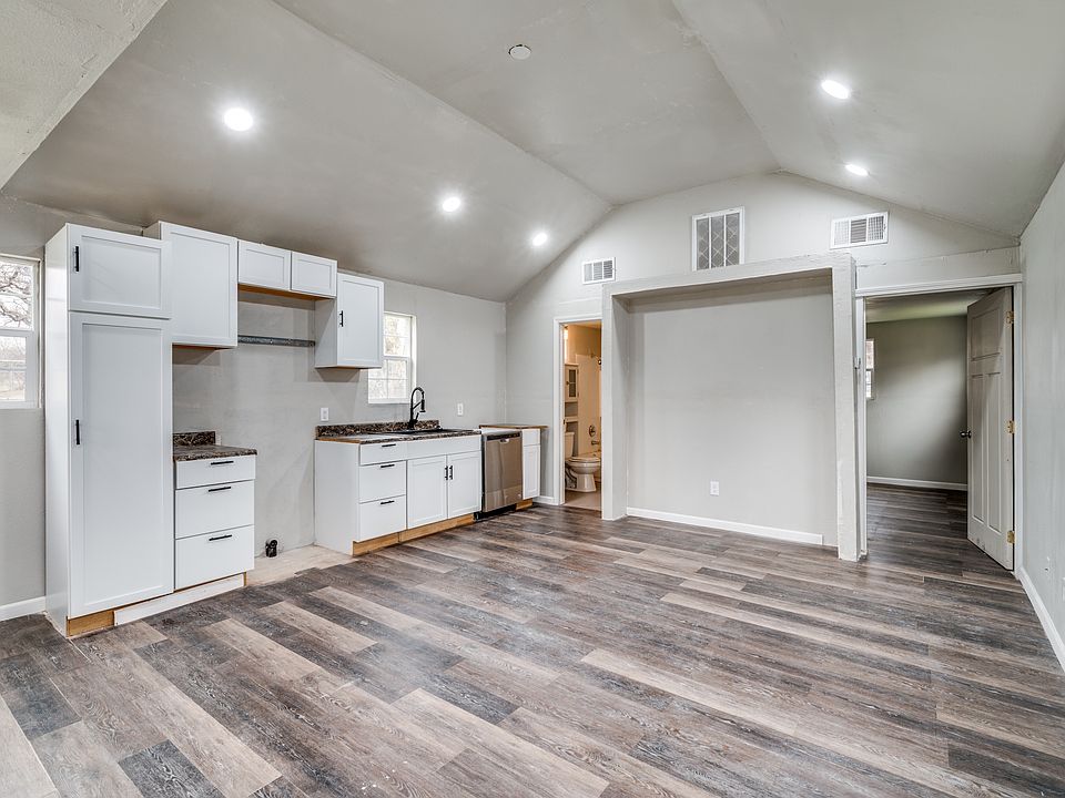 2nd image of 3509 Wilbarger St #2