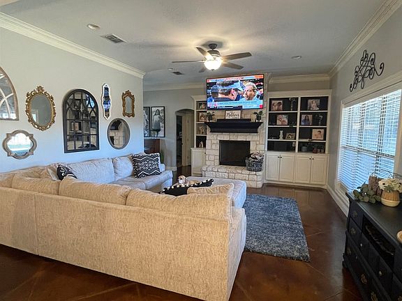 2nd image of 7405 Palisades Dr