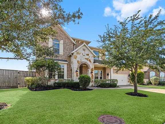 2nd image of 12815 Arlington Meadows Lane