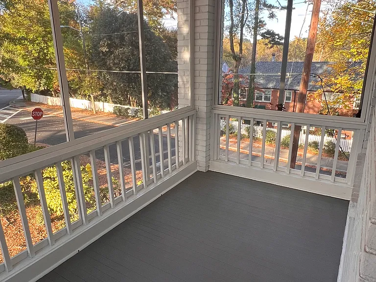 124 N Laurel Ave #3 — Photo 3