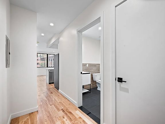 4th image of 463 W 125th St #2C