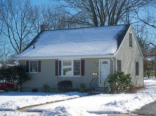 42 Linnmore Dr, Manchester, CT 06040
