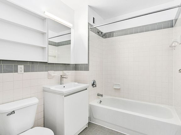5th image of 275 Park Ave #3OE