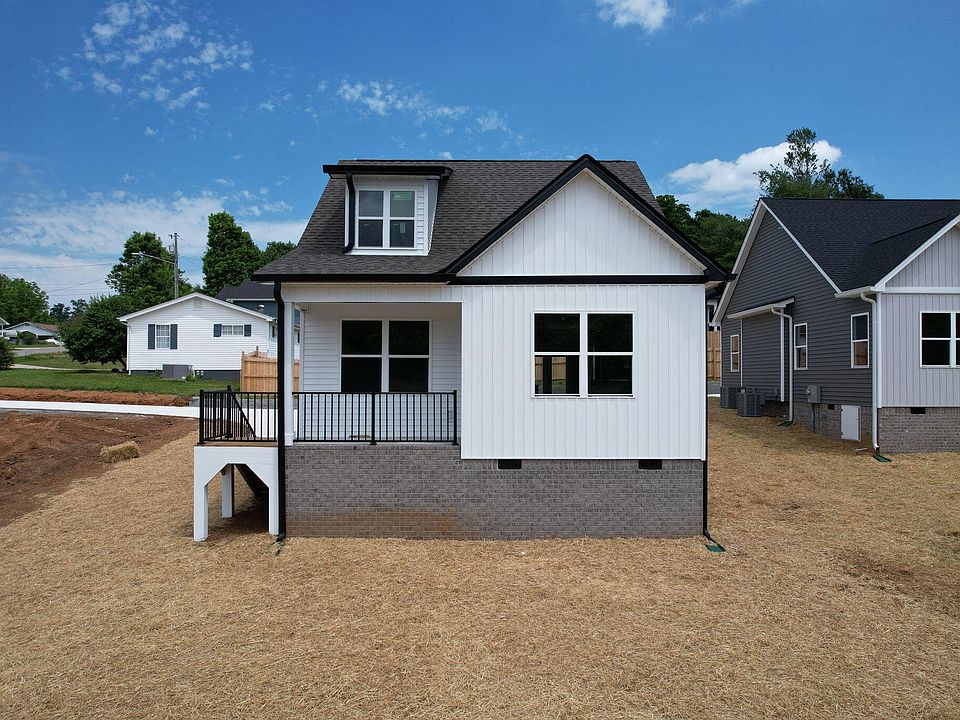 1st image of 2631 Rogers Dr SE