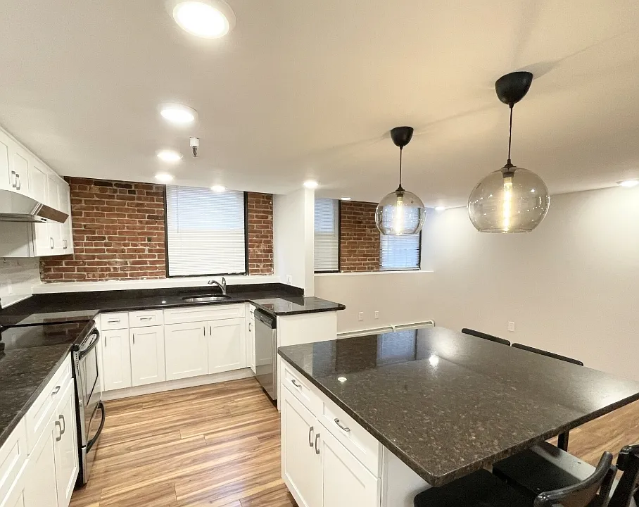 39-41 Hemenway St #26R