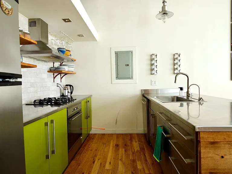 429 N 13th St #5E — Photo 3