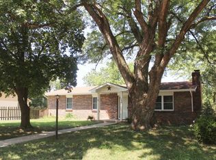 134 Valley View Dr, Jefferson City, MO 65109