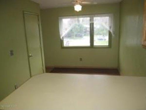 5th image of 9419 Liberty Cir