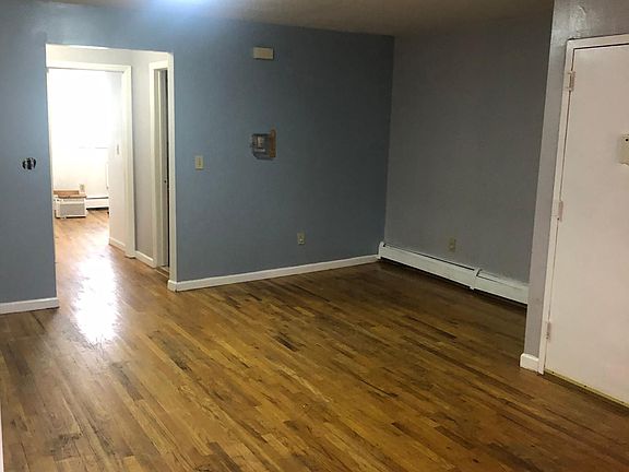 3rd image of 1178 Jackson Ave #3