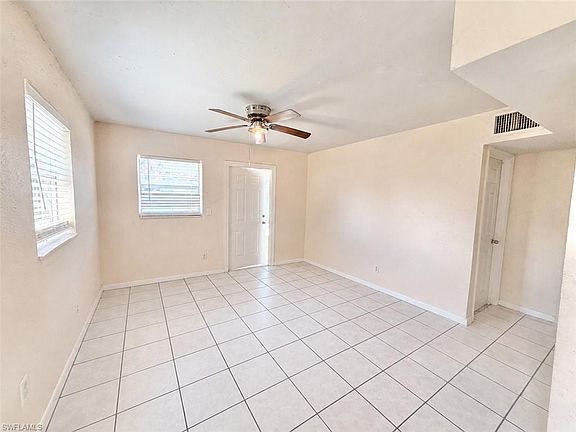 3rd image of 2485 Bayside ST