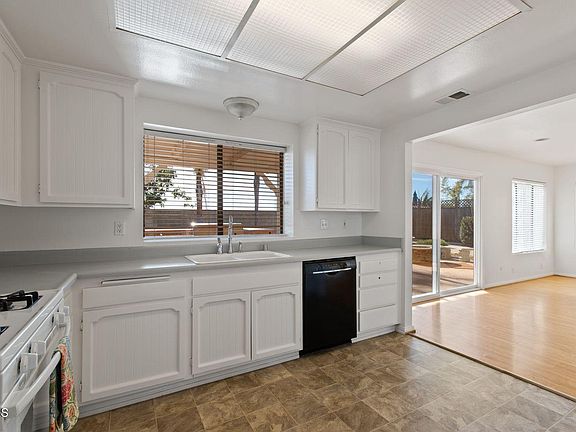 4th image of 7078 Wolverine St