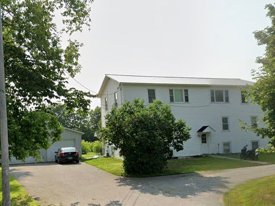 2nd image of 391 Brigham Rd APT 3