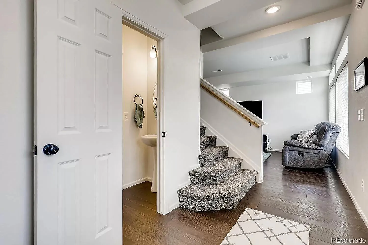 3 bed, 1447 sqft, $2,900 — Photo 4