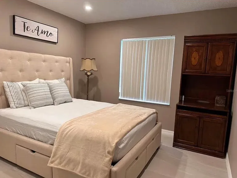 28 Edward Dr — Photo 20